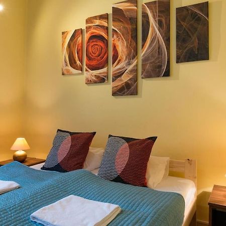 Big Cosy Retro Apt, Free Parking, 15Min Oldtown & Kazimierz - By Homelike Kraków Zewnętrze zdjęcie